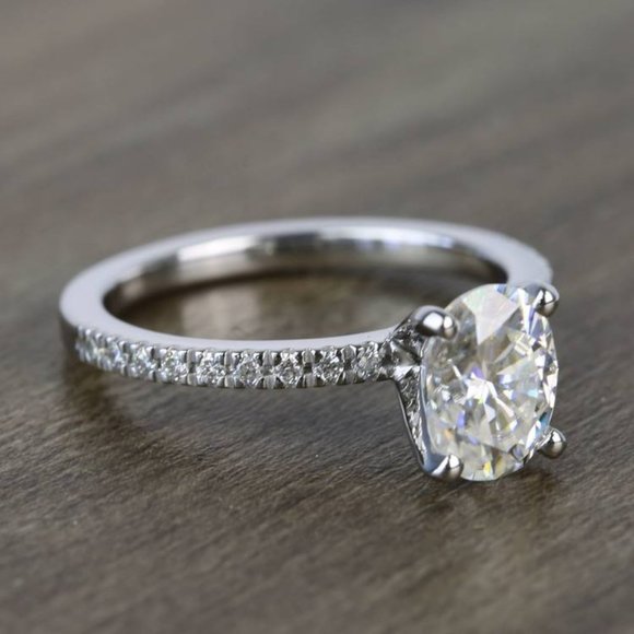 IGI 0.90 Ct Oval Lab Grown Diamond Engagement Ring - Picture 3 of 4